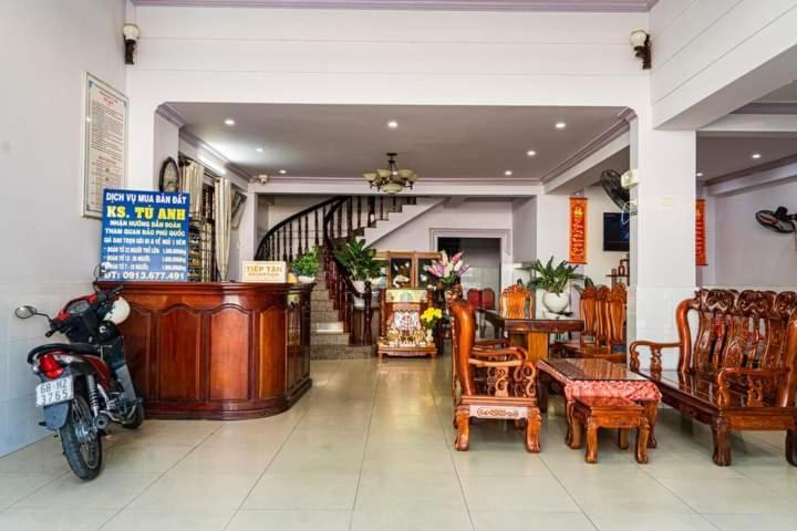 Khach San Tu Anh Hotel Ha Tien Exterior photo