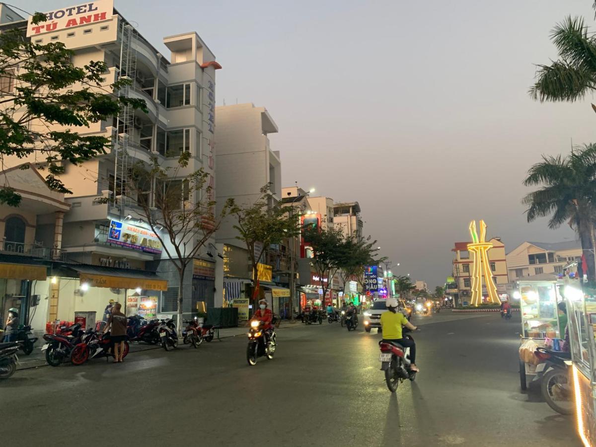 Khach San Tu Anh Hotel Ha Tien Exterior photo