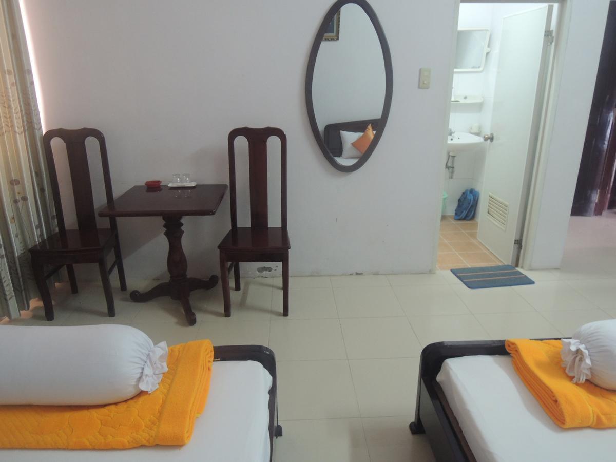 Khach San Tu Anh Hotel Ha Tien Exterior photo