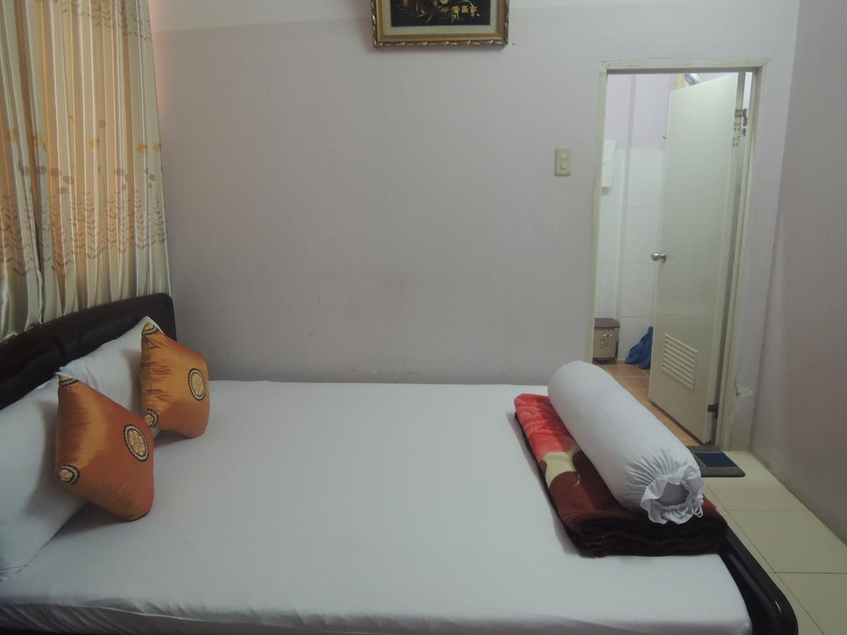 Khach San Tu Anh Hotel Ha Tien Exterior photo
